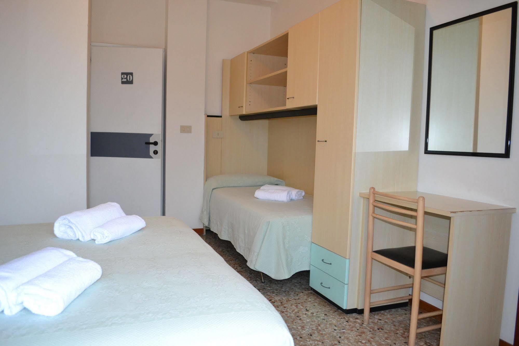 Hotel Rubino Lido di Jesolo Exterior foto